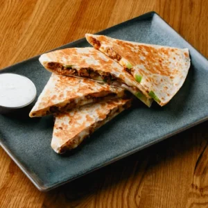 Legfinomabb sertés húsos quesadilla Ez Burger 21. kerület